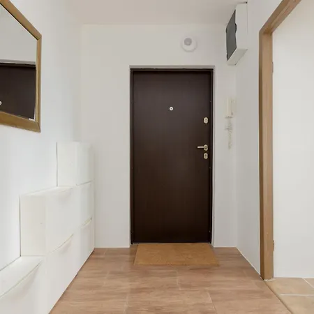 Spacious Perfect For Families By Renters *