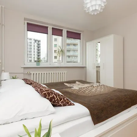 Lägenhet Spacious Perfect For Families By Renters *